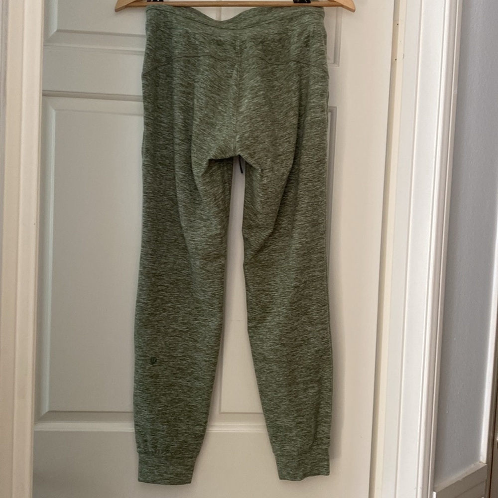lululemon Ready to Rulu High Rise Jogger Size 4 - Picture 5 of 7